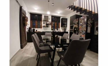 030 - PAVIA - (Via Milazzo) - appartamento su due livelli - €295.000