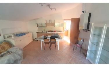 519-VARZI-€270.000