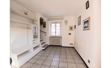 157/B - STRADELLA - € 68.500