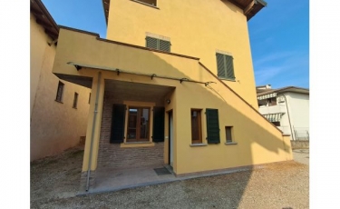 008/1 - CAVA MANARA (Frazione Mezzana Corti) - bilocale - € 78.000