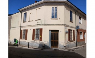 007 - LINAROLO - soluzione indipendente su due livelli - € 85.000